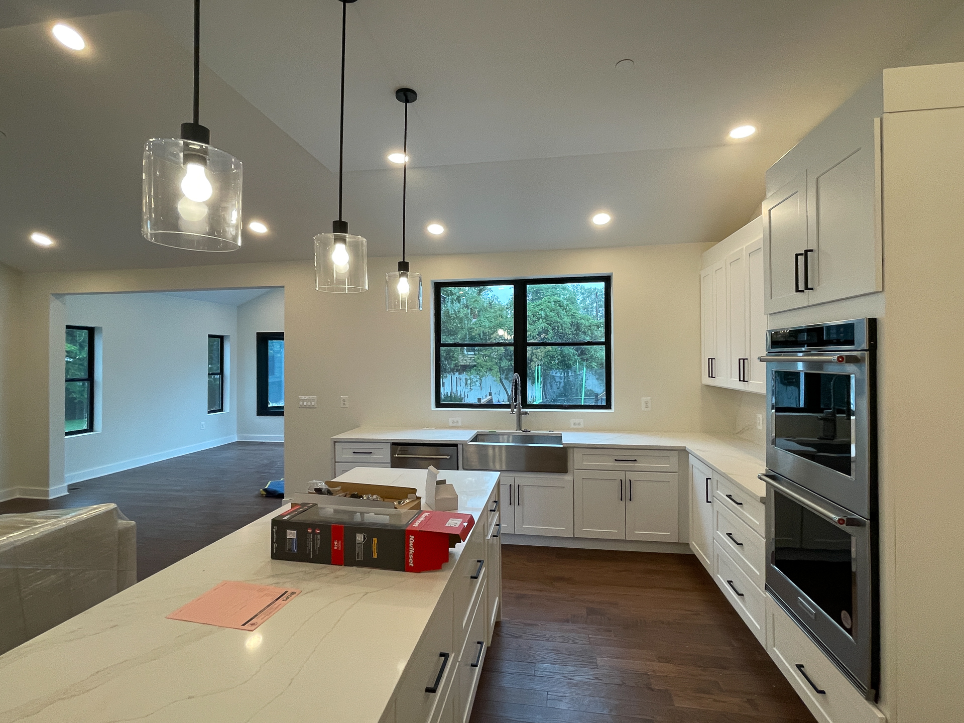 Image gallery image